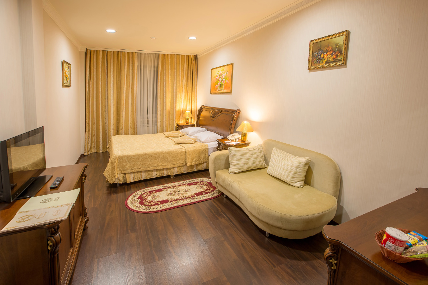 Отель Валенсия