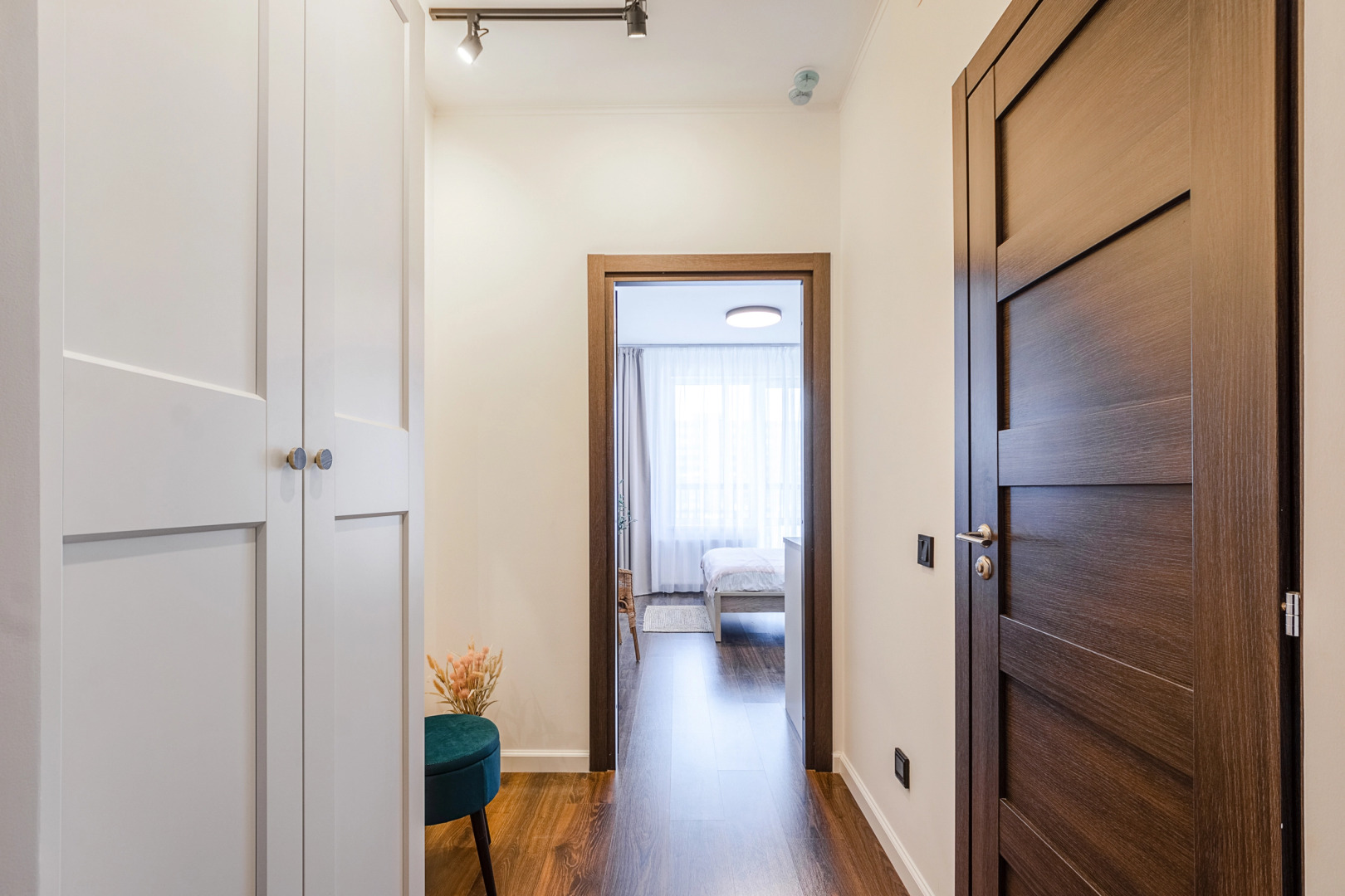 Апартаменты F-Apart с видом на башню Лахта Центр