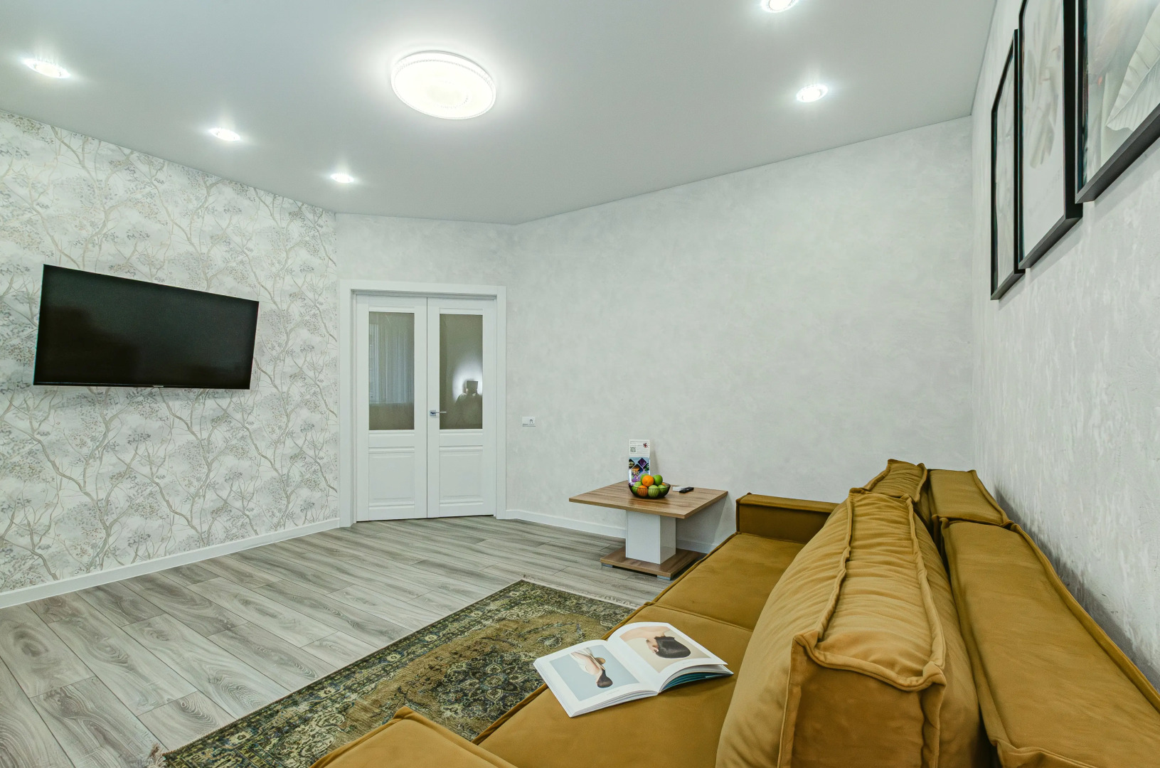 Квартира Трехкомнатная ст.метро Козья Слобода