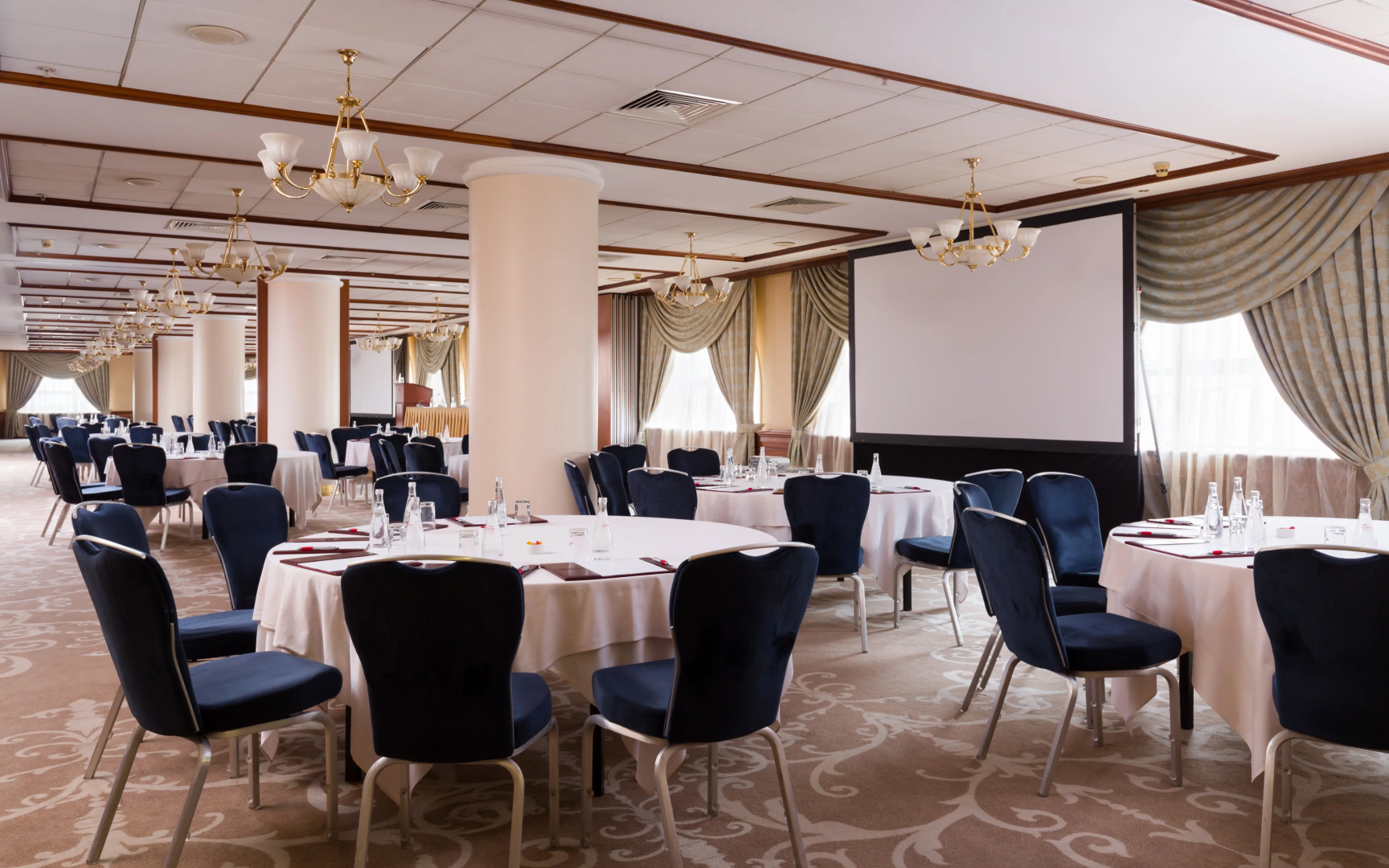 Сафмар Аврора Люкс (бывший Марриотт Ройал Аврора)