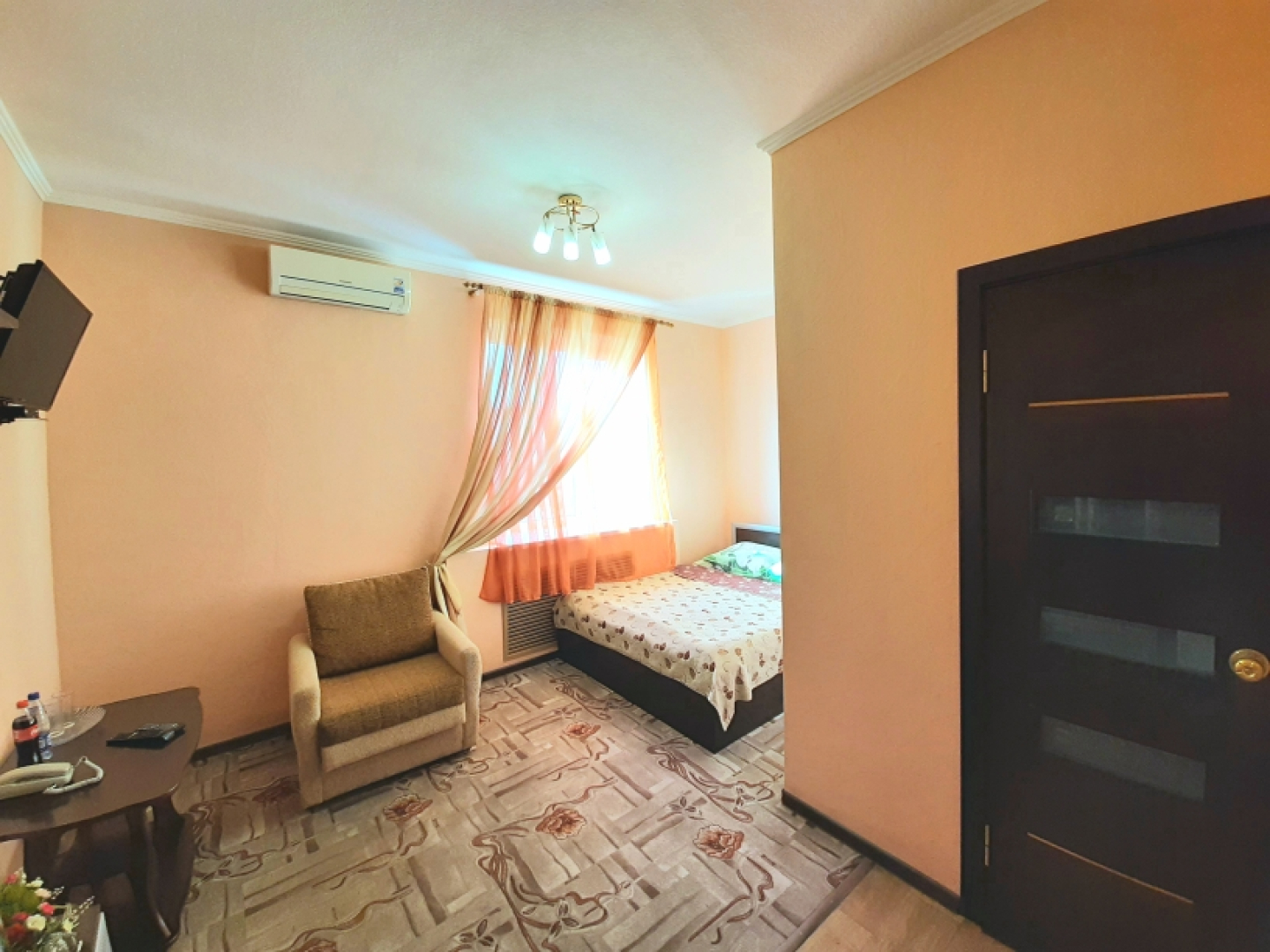 Отель Дио Лакруа