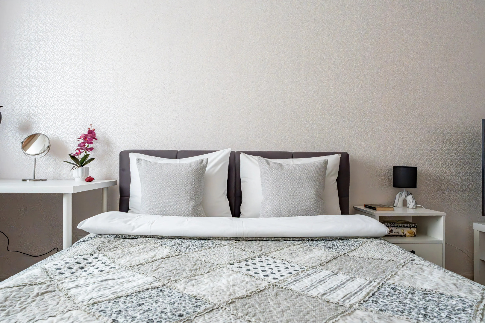 Апартаменты Sergeew Apartments в центре Васильевского острова