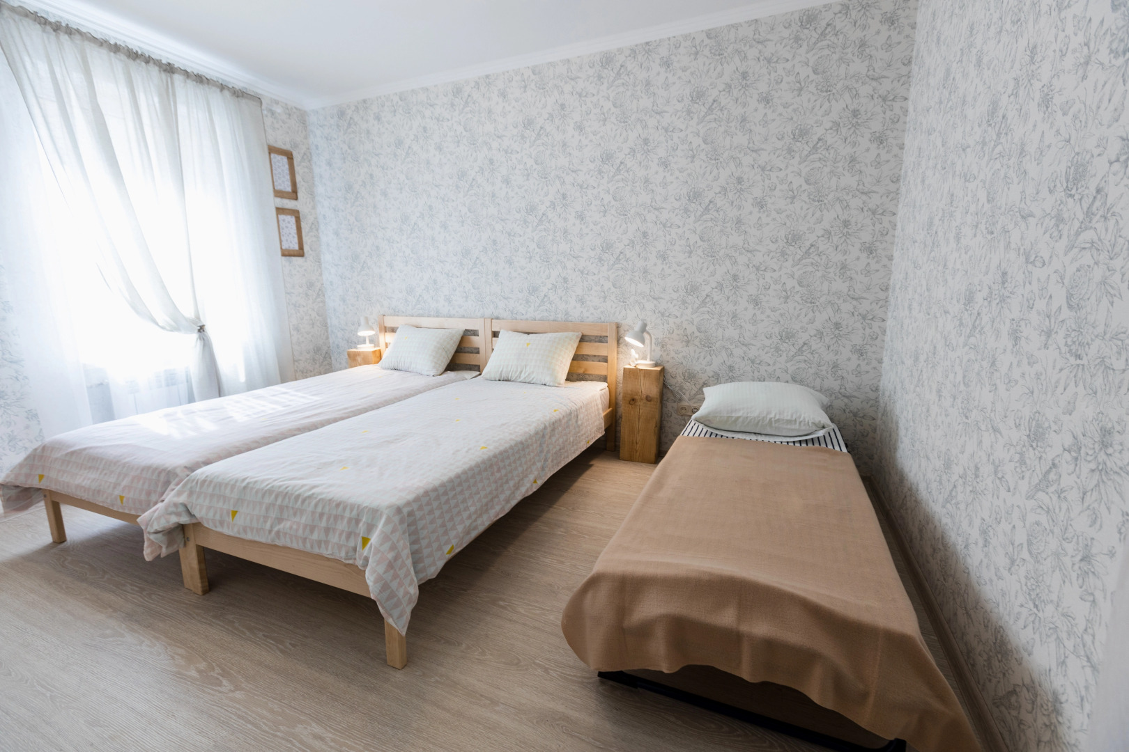 Апартаменты на пешеходной улице с 2-мя спальнями