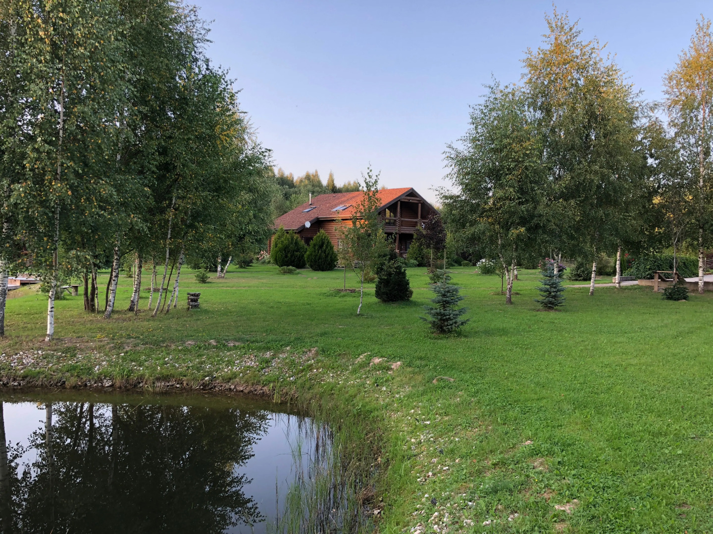 Гостевой Дом с Клёвой Рыбалкой в Своём Пруду, Около Реки