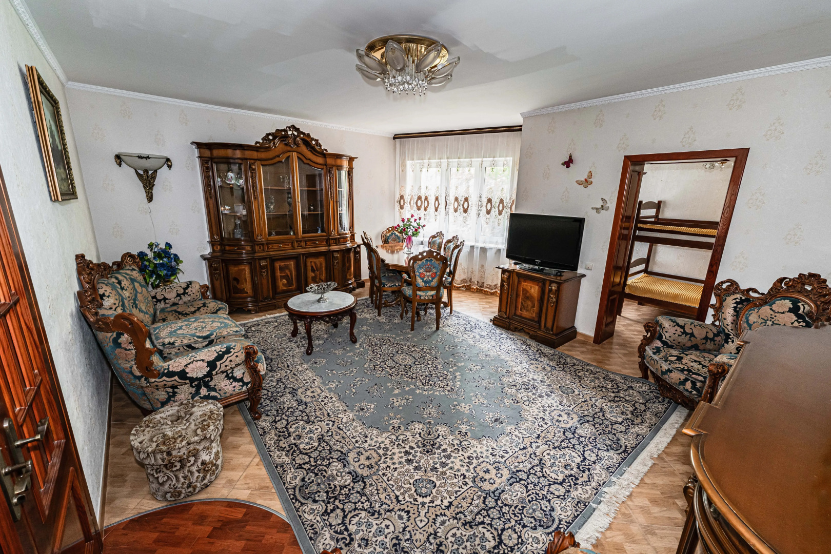 Квартира просторная от трех суток