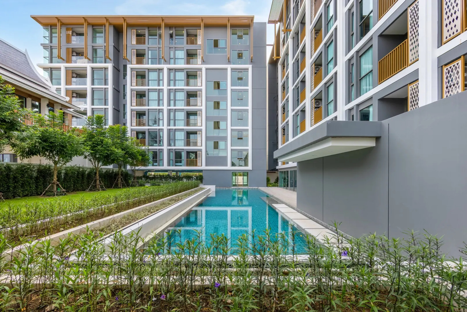 Apartment Ozone condo by TropicLook