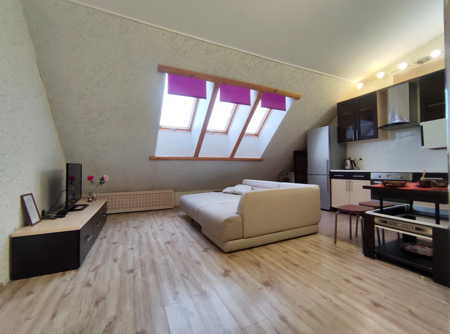 Квартира рядом с ЦГБ и оживленным районом города