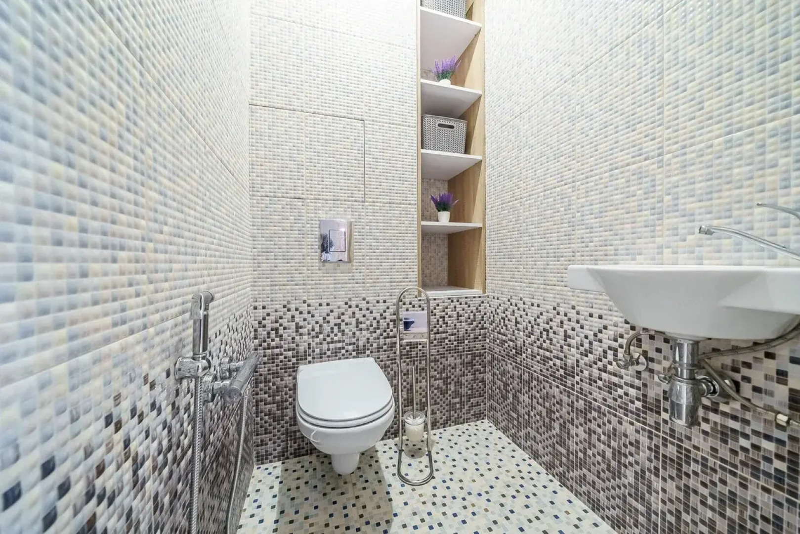 Апартаменты В новостройке на высоком этаже