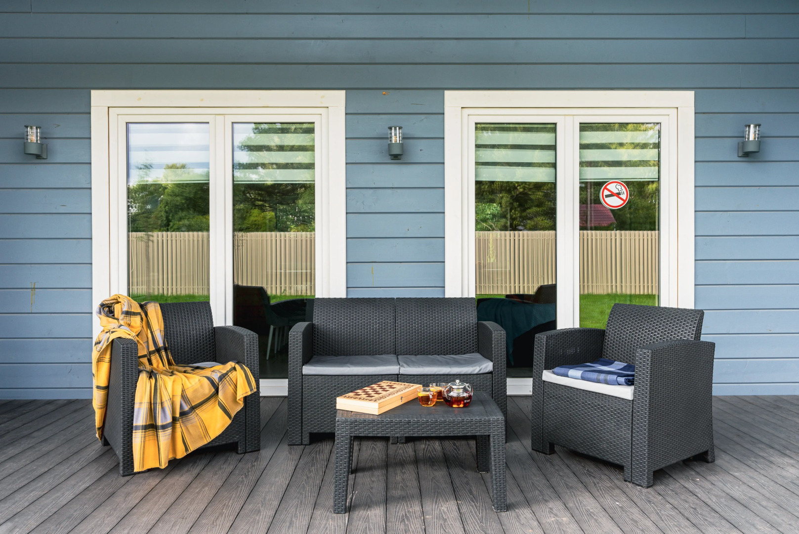 Частный дом Коттедж у озера на Речной