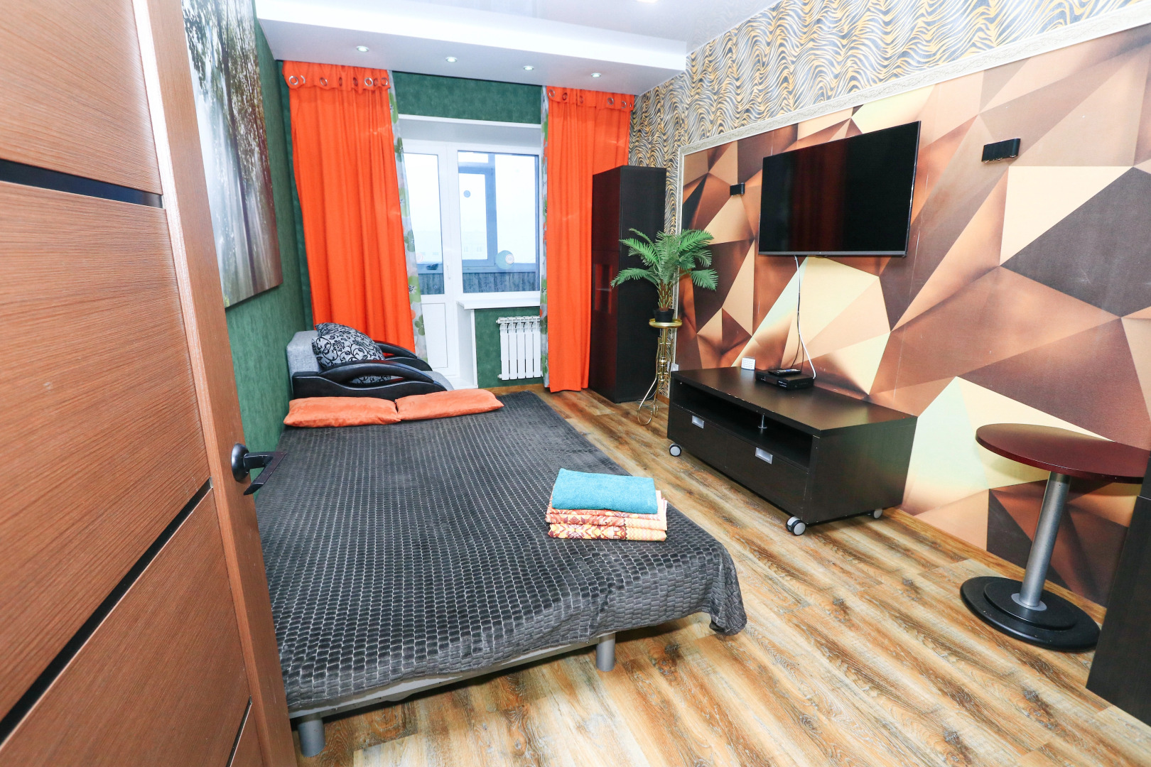 Апартаменты Кедровая 8