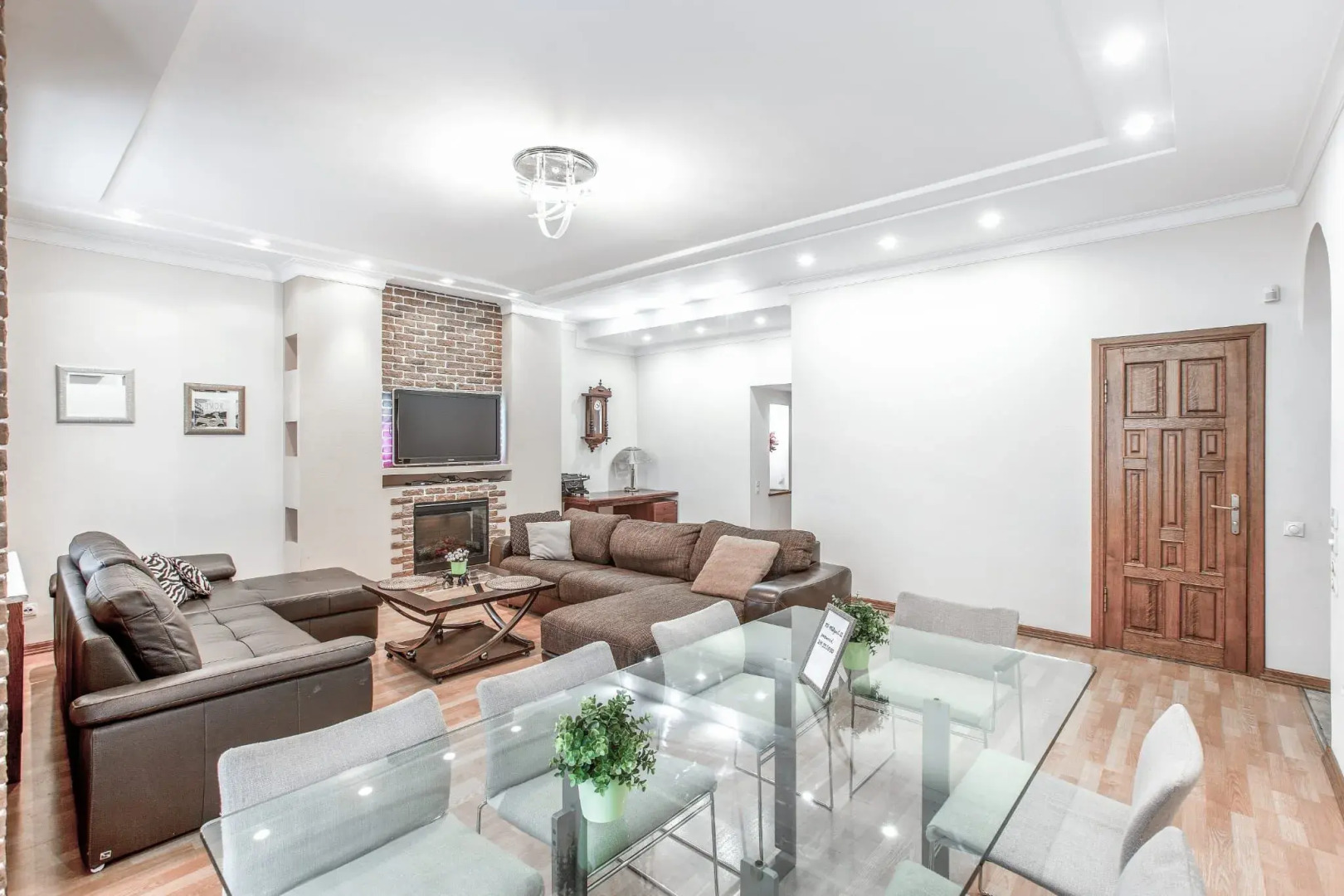 Апартаменты Big city Apartment