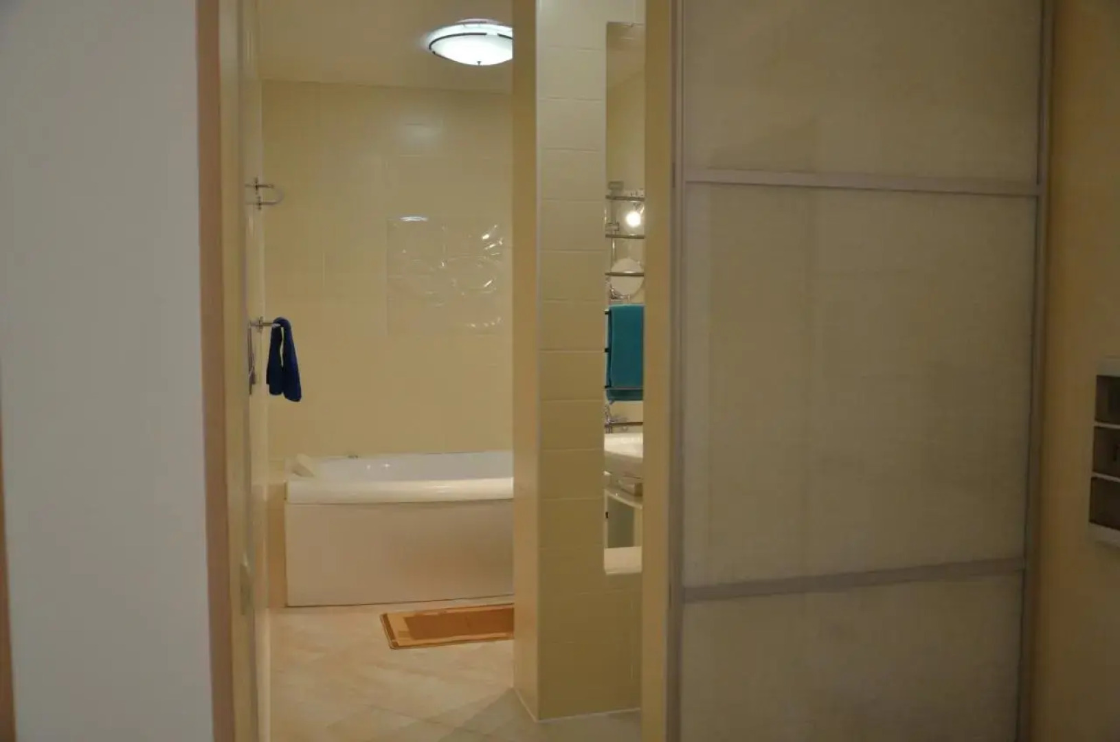 Апартаменты Kvartal на Неделина полустудия