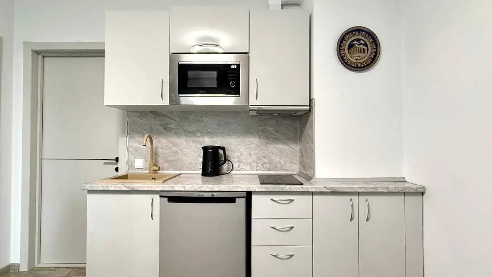 Апартаменты просторные ApartMari Пионерский: на первой линии с выходом на пляж