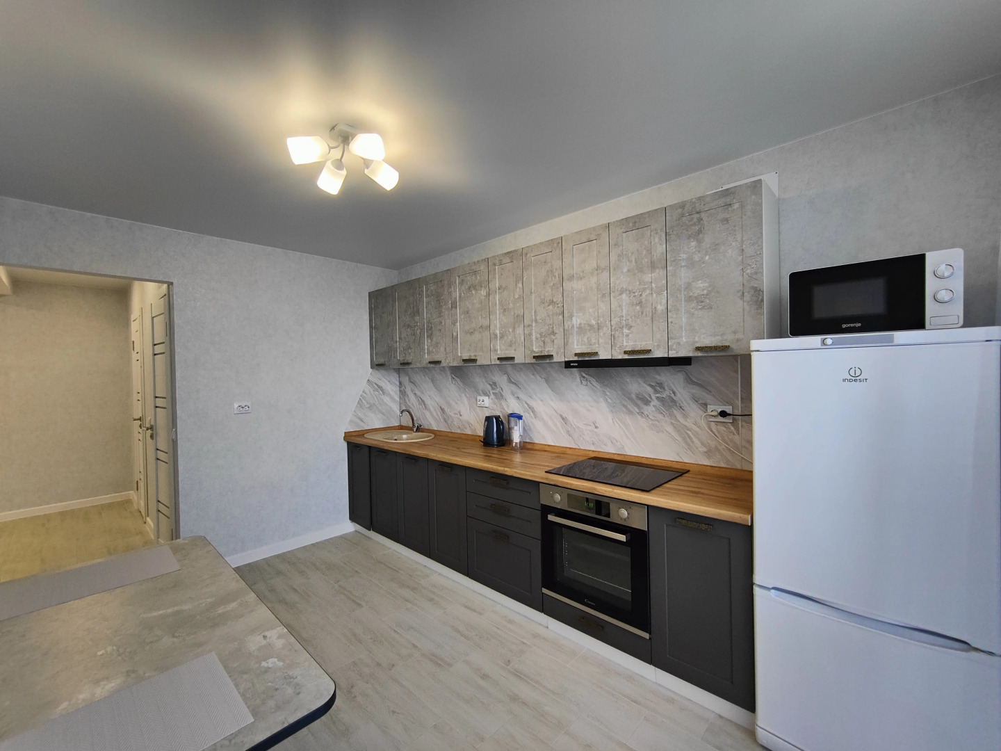 Квартира Просторная двухкомнатная квартира в элитном доме