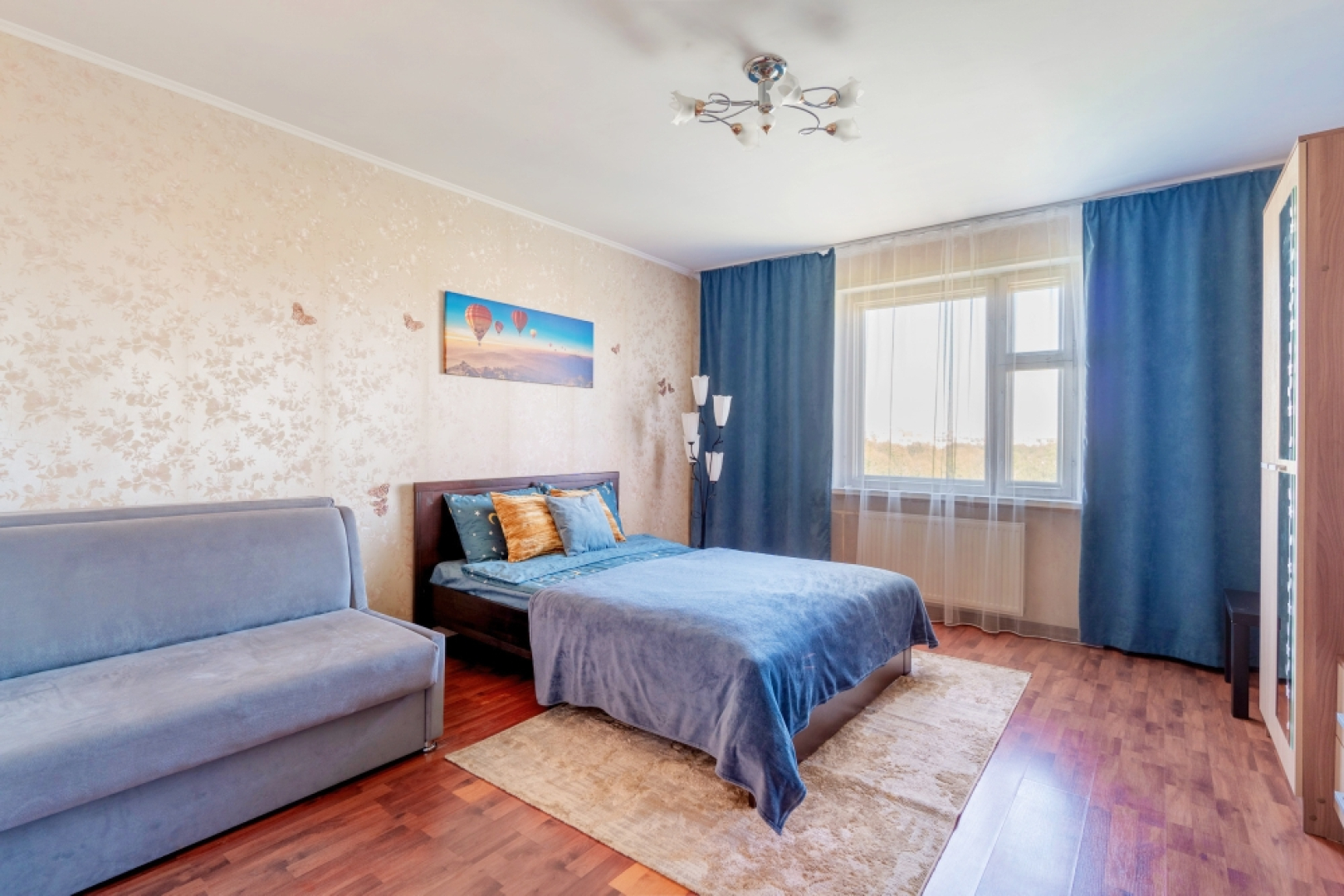 Квартира с балконом у госпиталя ветеранов