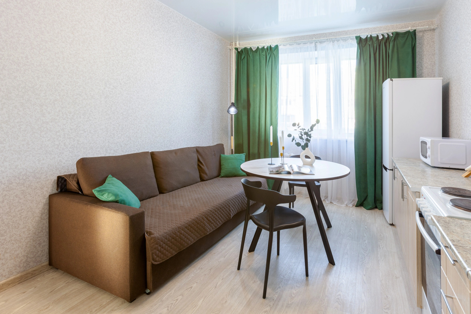 Апартаменты на Майской 3