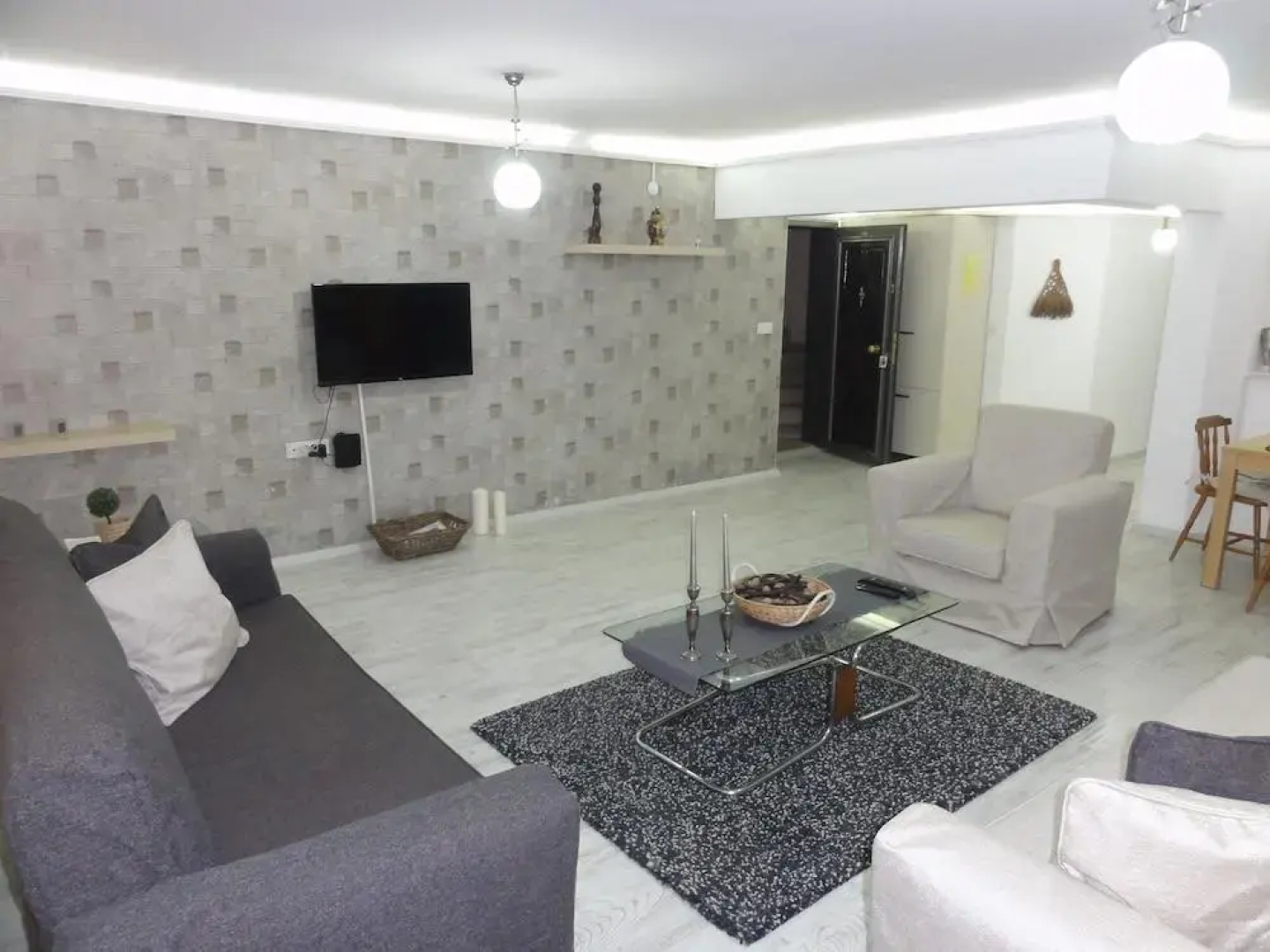 Evodak Apartment