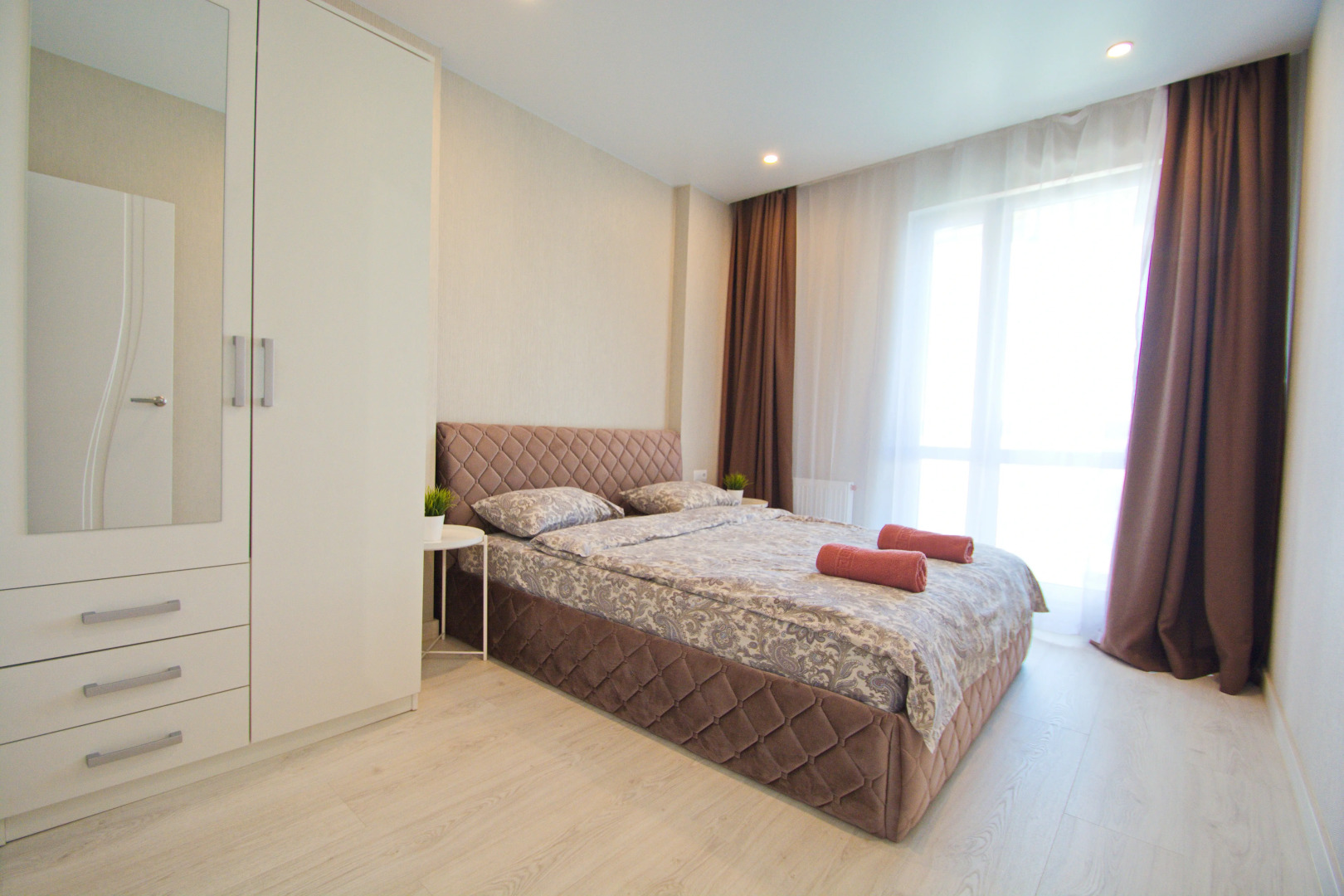 Апартаменты Aparton на Макаенка 12Б