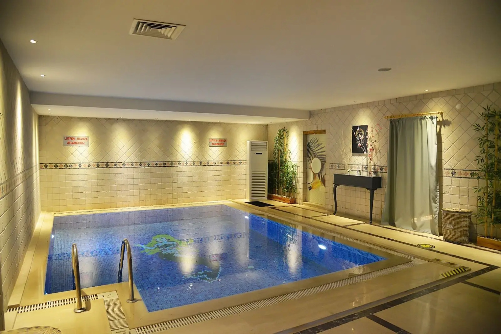 Отель The Bostanci