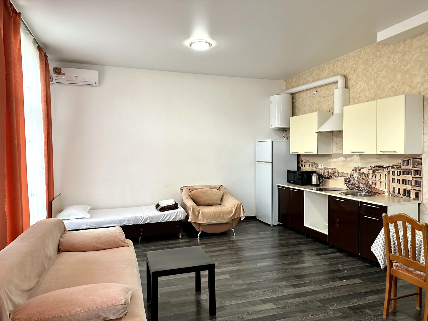 Гостевой дом RestHouse