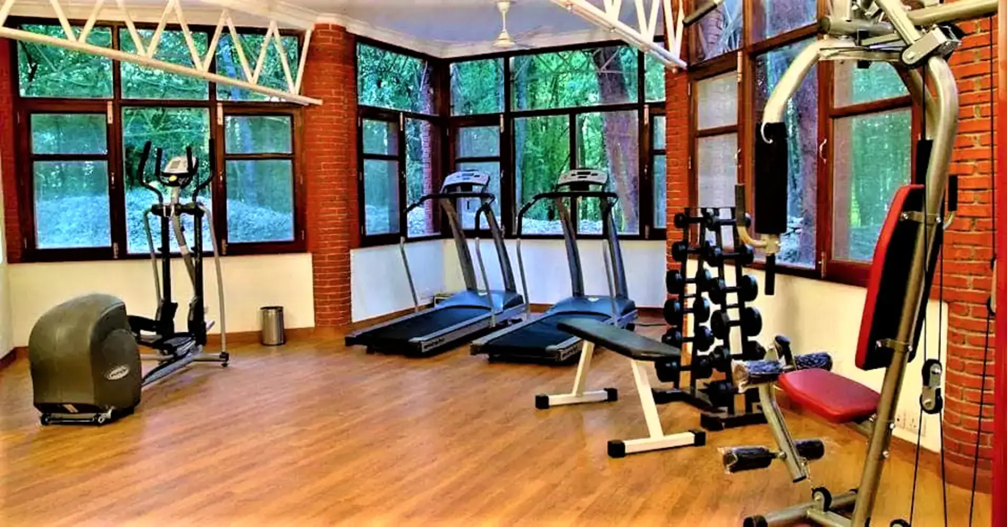 Отель WelcomHeritage Taragarh Palace