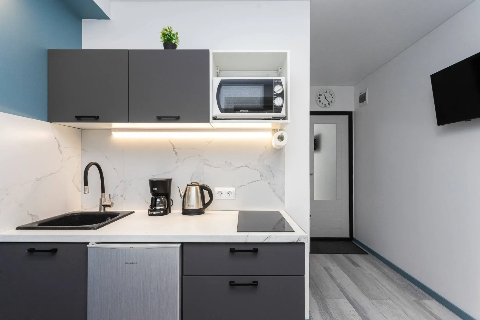 Студия Westrooms в центре у Площади Победы (3)