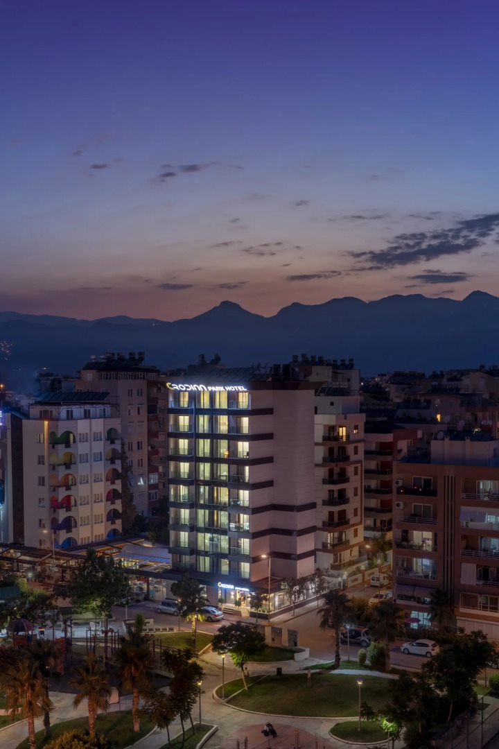 Отель Rodinn Park