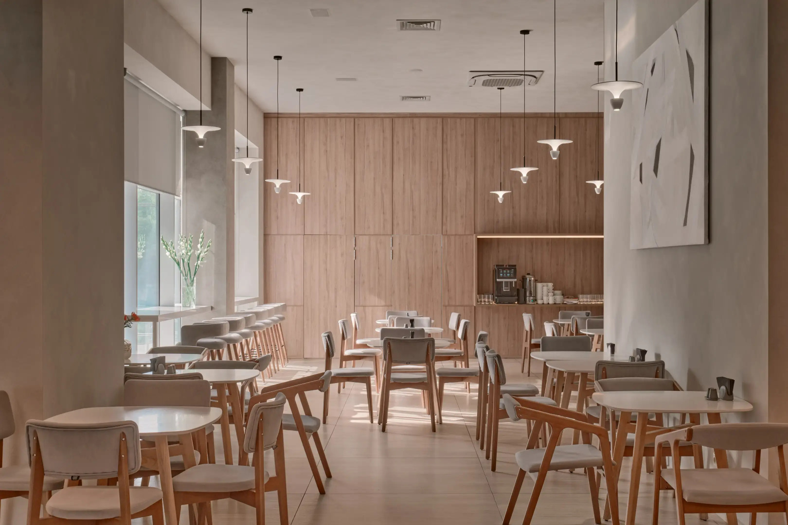 Отель SLIDE Bleisure & MICE