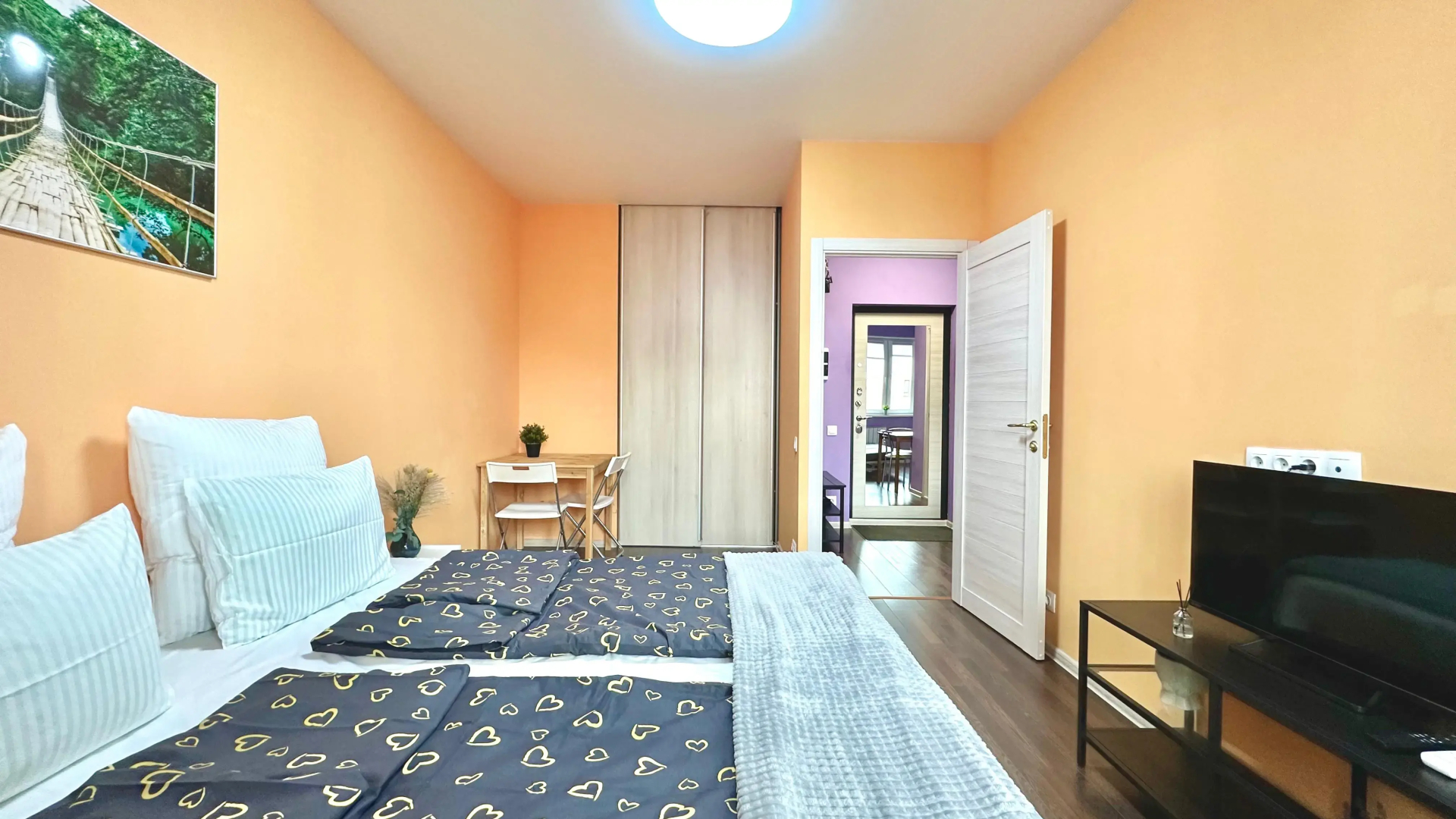 Апартаменты Истоман 2+2 в спальном районе