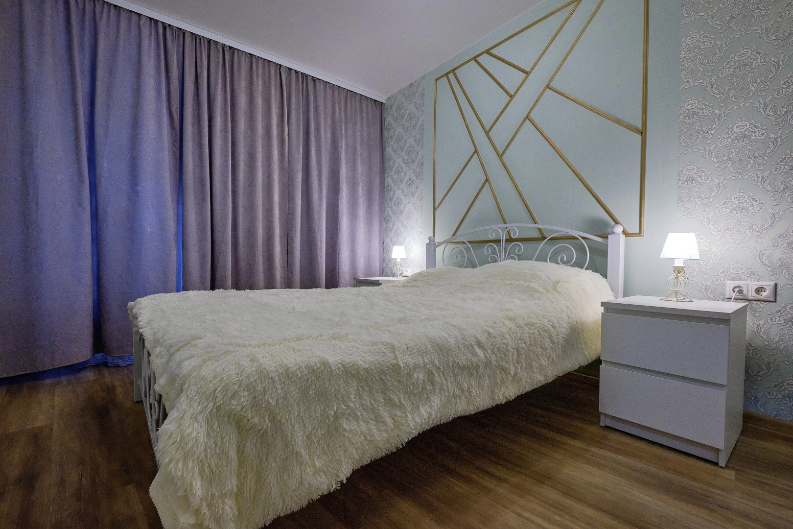 Квартира 2-х комн   у Московского вокзала - Невский пр 103