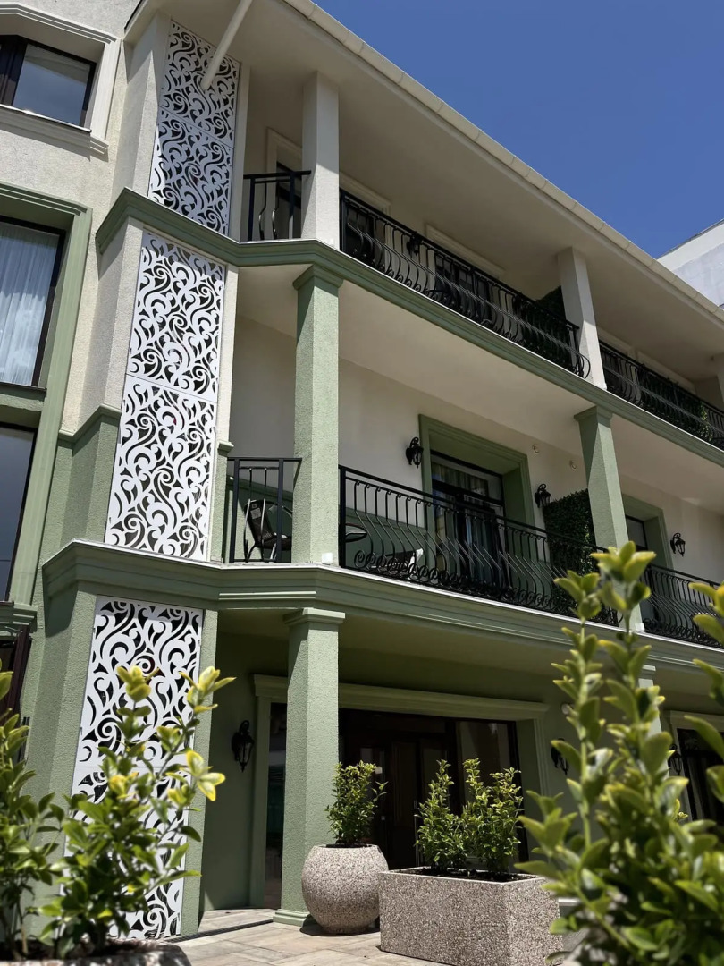 Отель CHATEAULIE