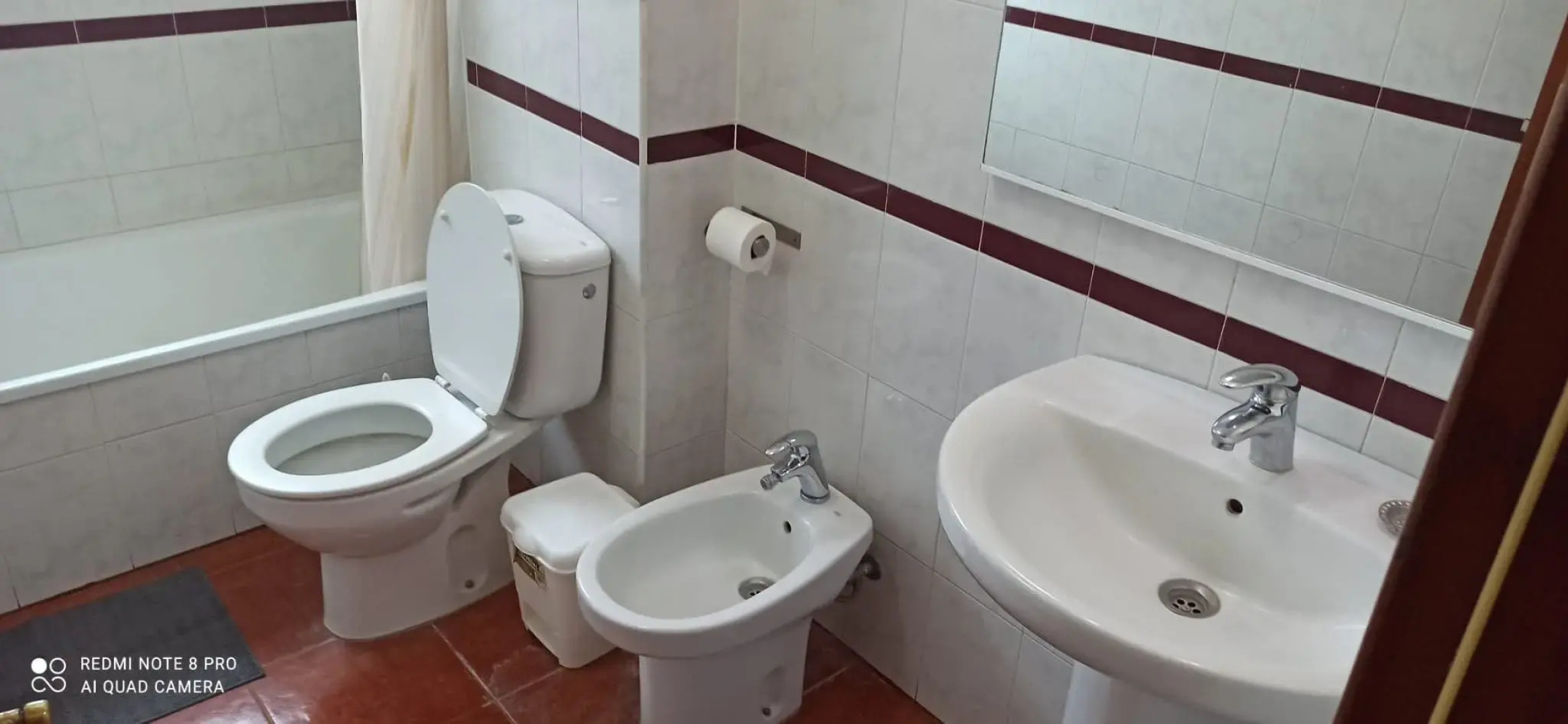 Tres Roques Apartments