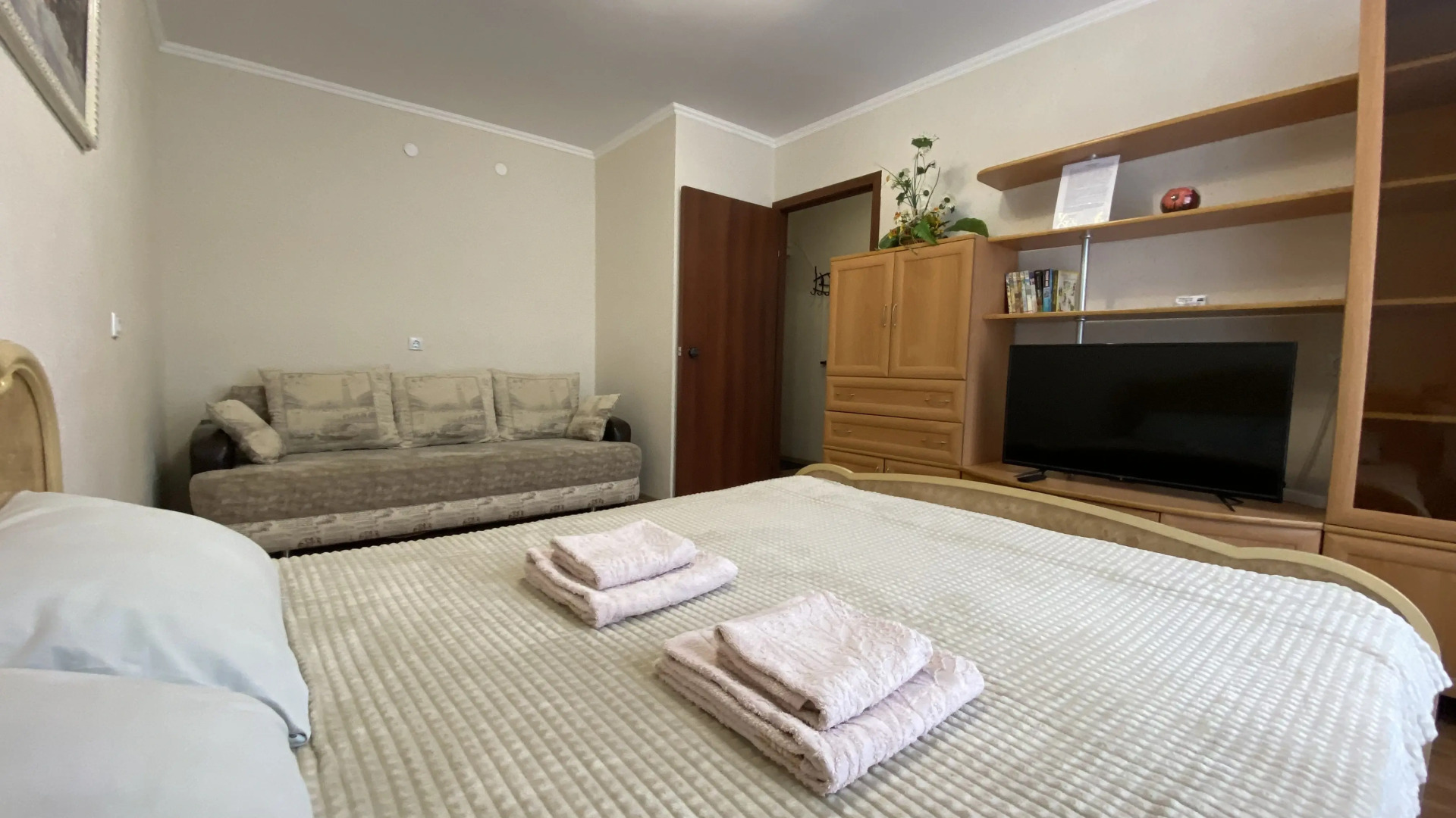 Квартира на Петра Тарасова 15