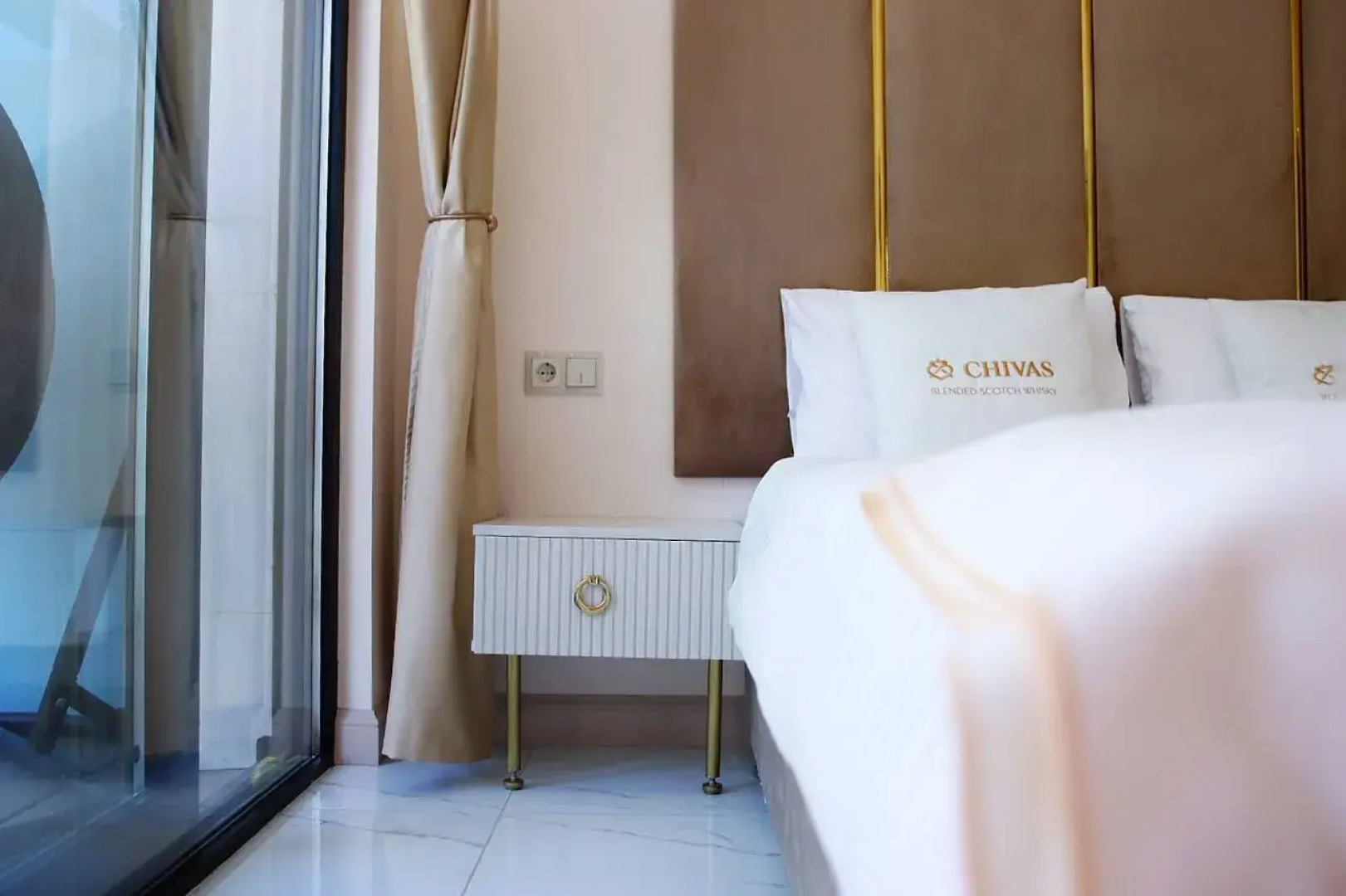 Апартаменты 05 с бассейном