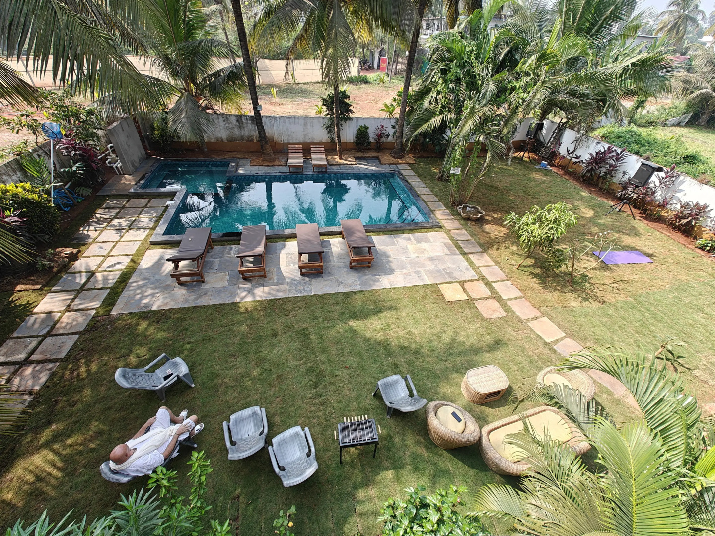 Бунгало SOLS Backyard