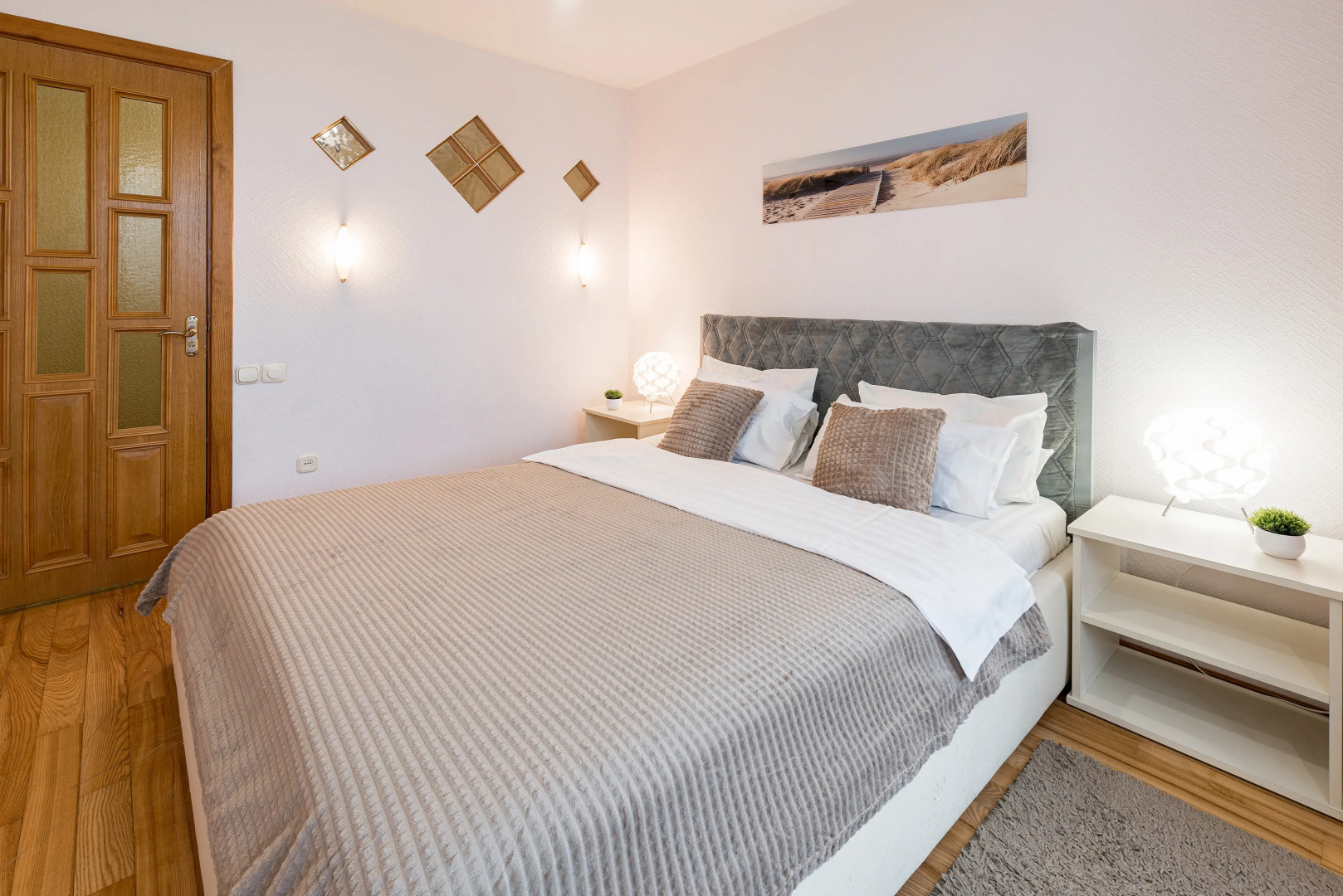 Апартаменты Apart+ Мельникайте 16 BIG