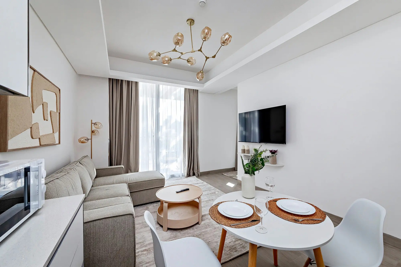 Апартаменты Welcome Home in Luma 22