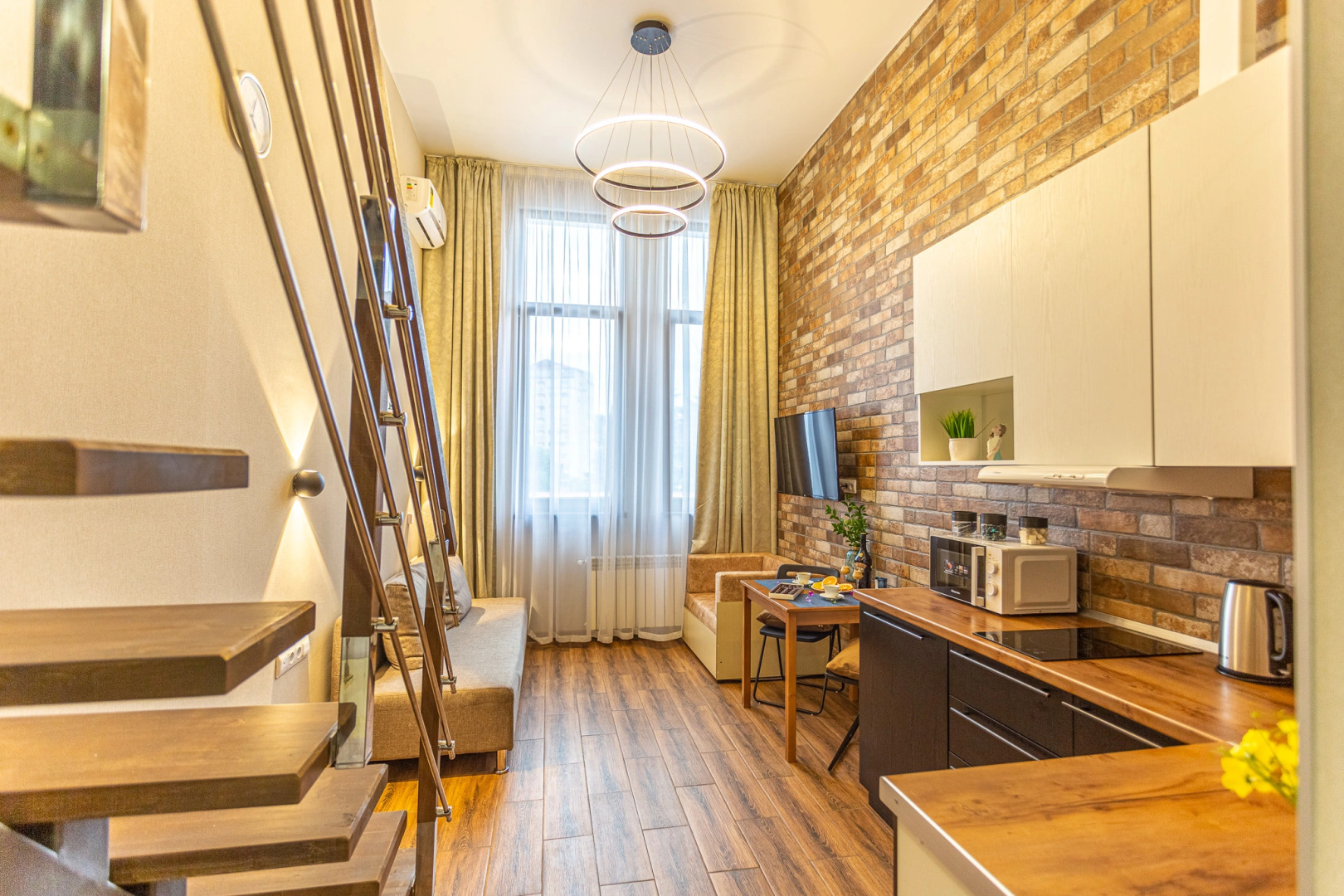 Апартаменты Central Residence Lamare Двухуровневые в Центре Сочи