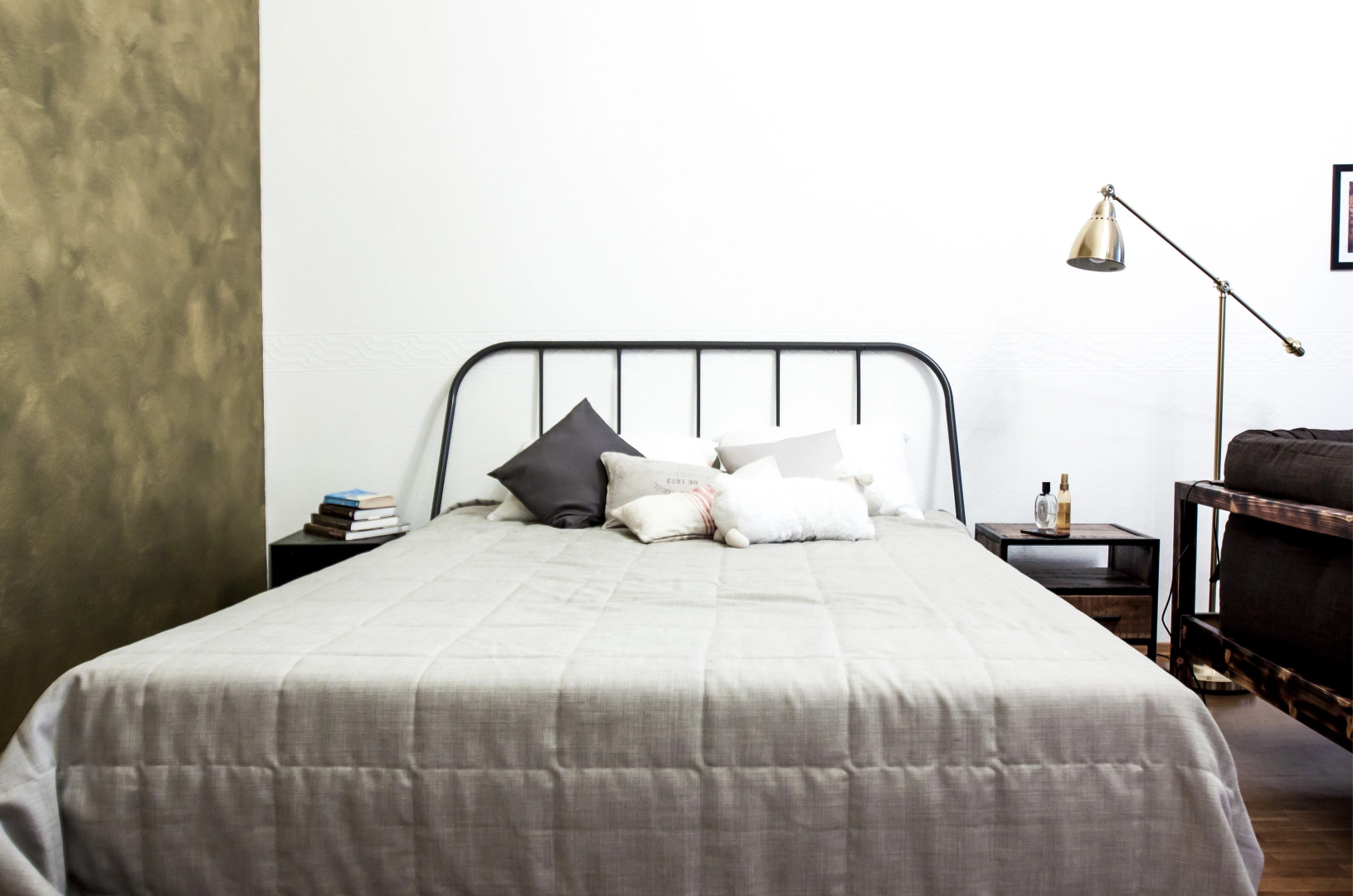 Апартаменты с эркером Александра Блока