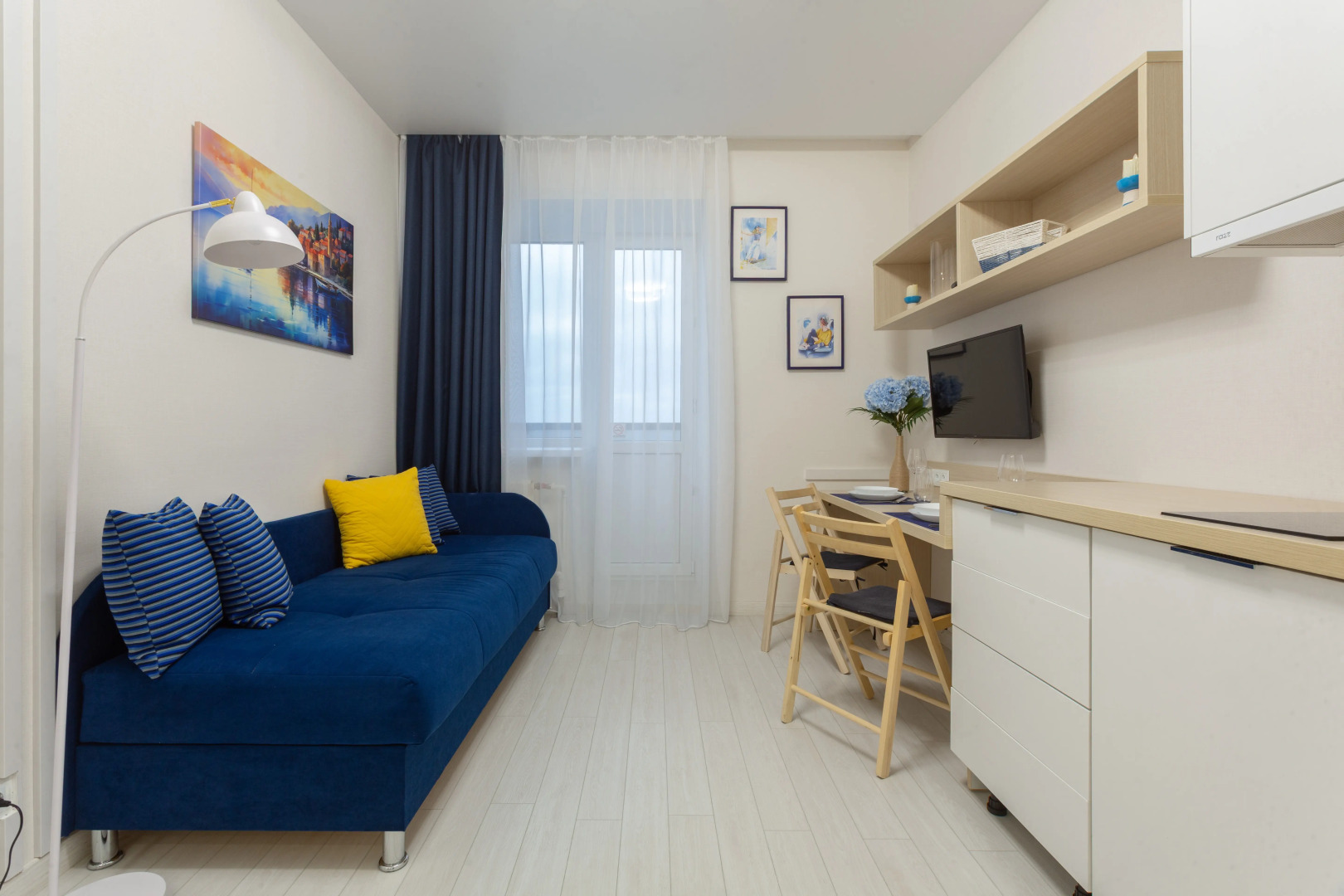 Сеть Апартаментов «Атмосфера» | Санторини — Морское Спокойствие И Городская Высота