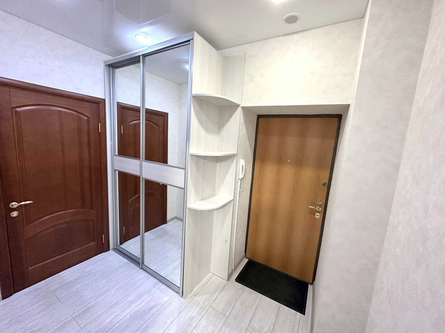 Квартира Татищева 90