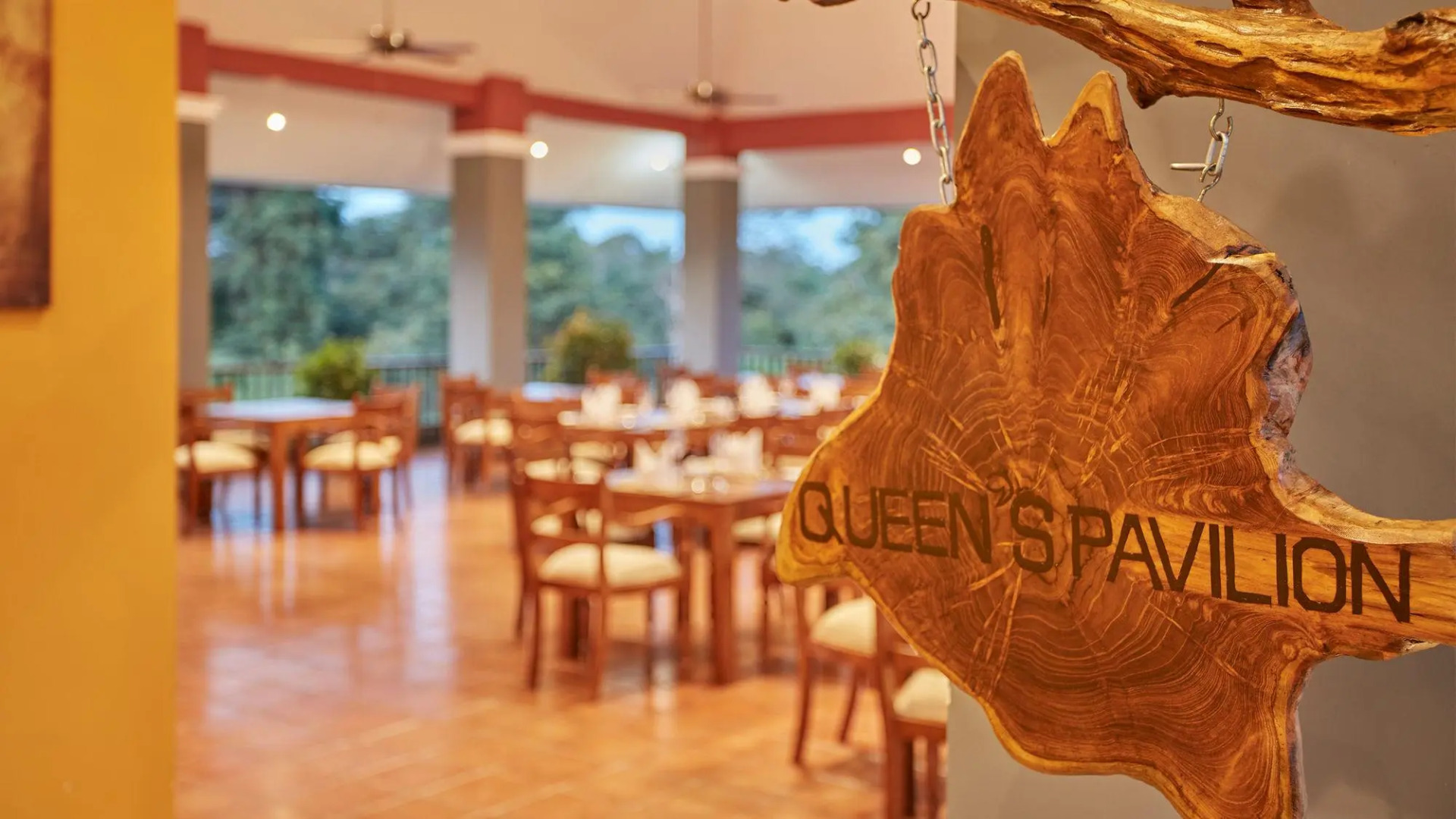 Отель Seerock The King's Domain