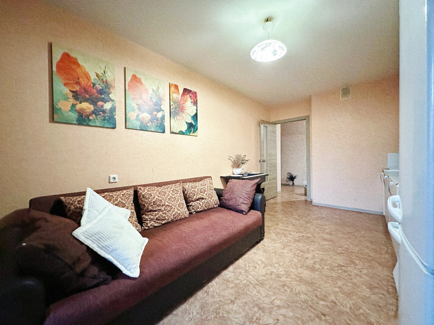 Большая трехкомнатная квартира на Московском проспекте