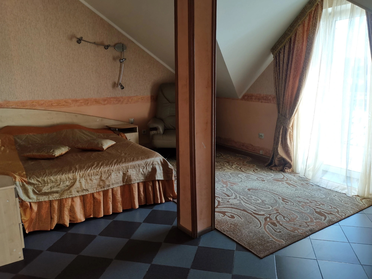 Гостиница Прибрежная