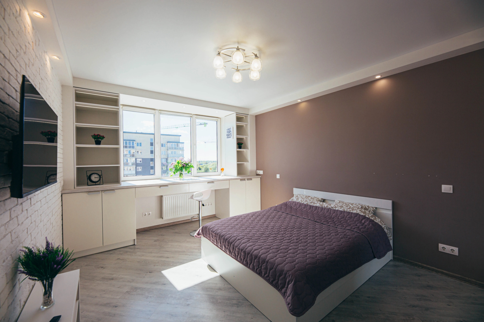 Апартаменты День и Ночь на Согласия