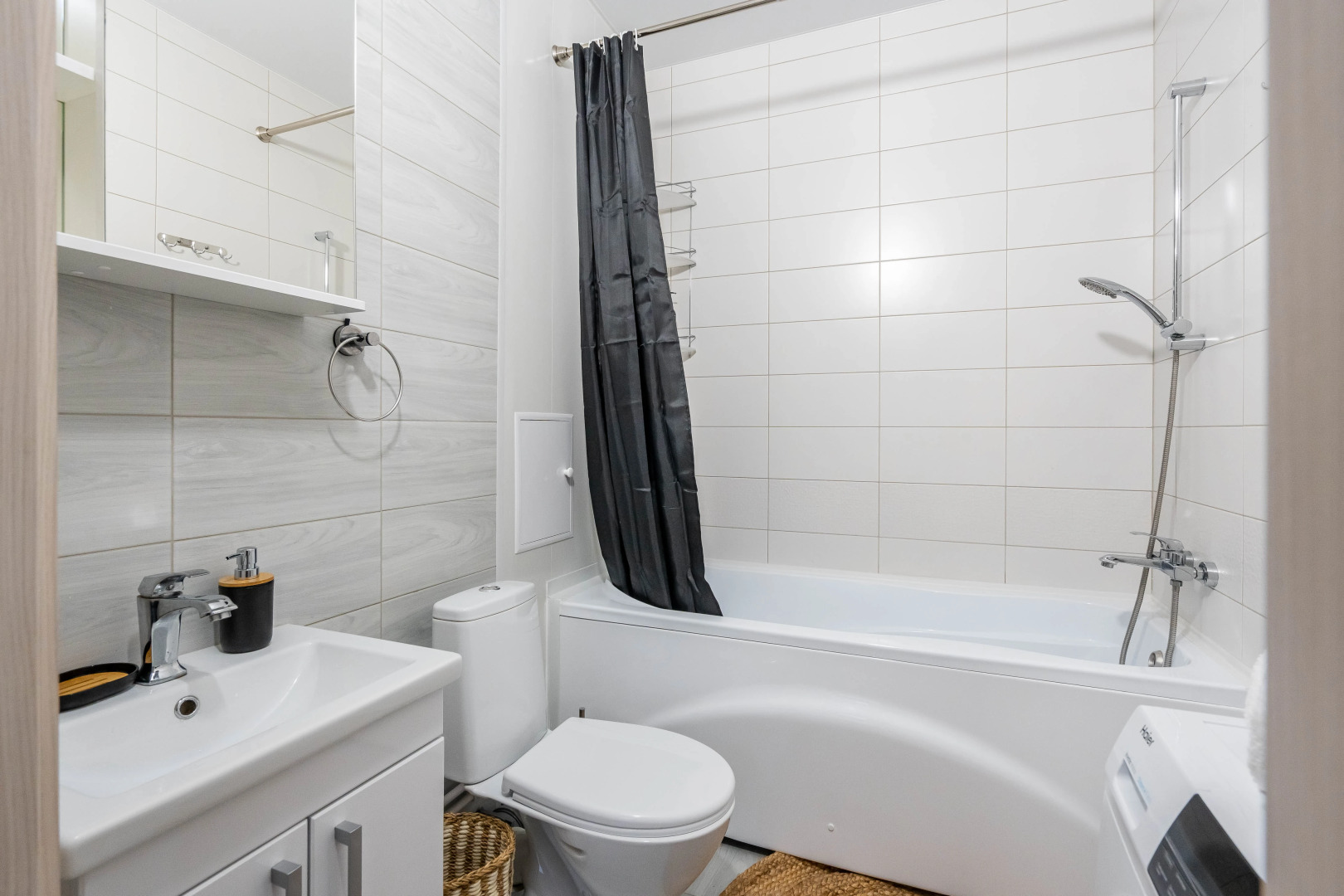 Апартаменты Your Emerald Apart у Малой Невы