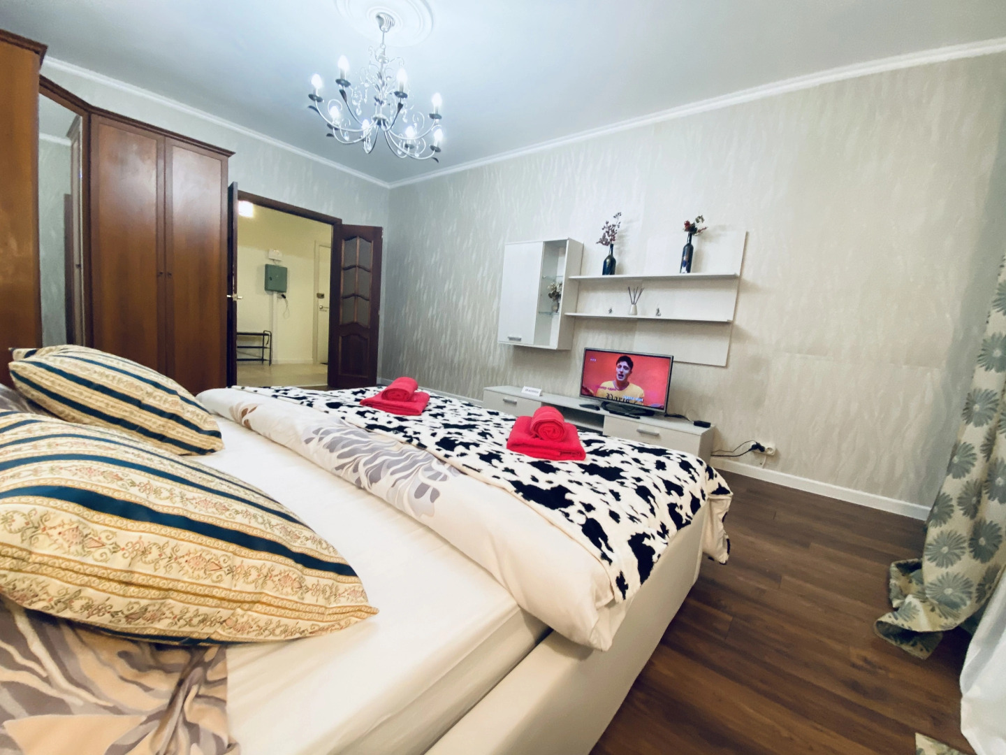 Апартаменты на Островитянова 9