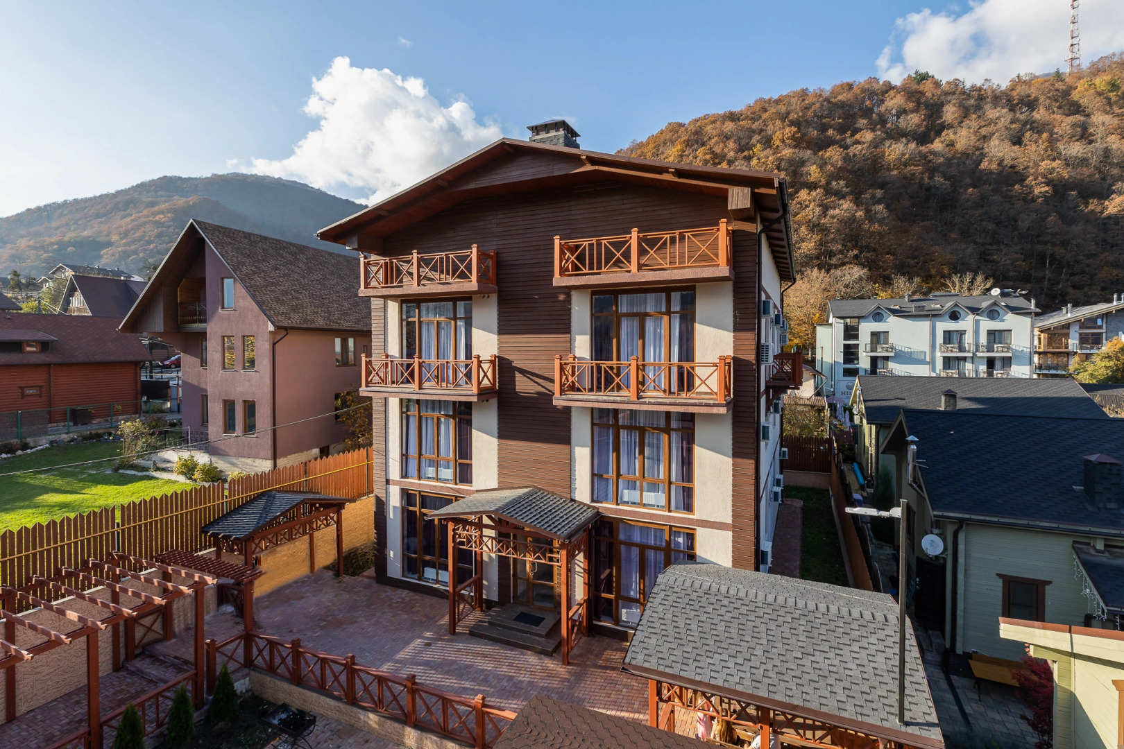 Отель Атмосфера