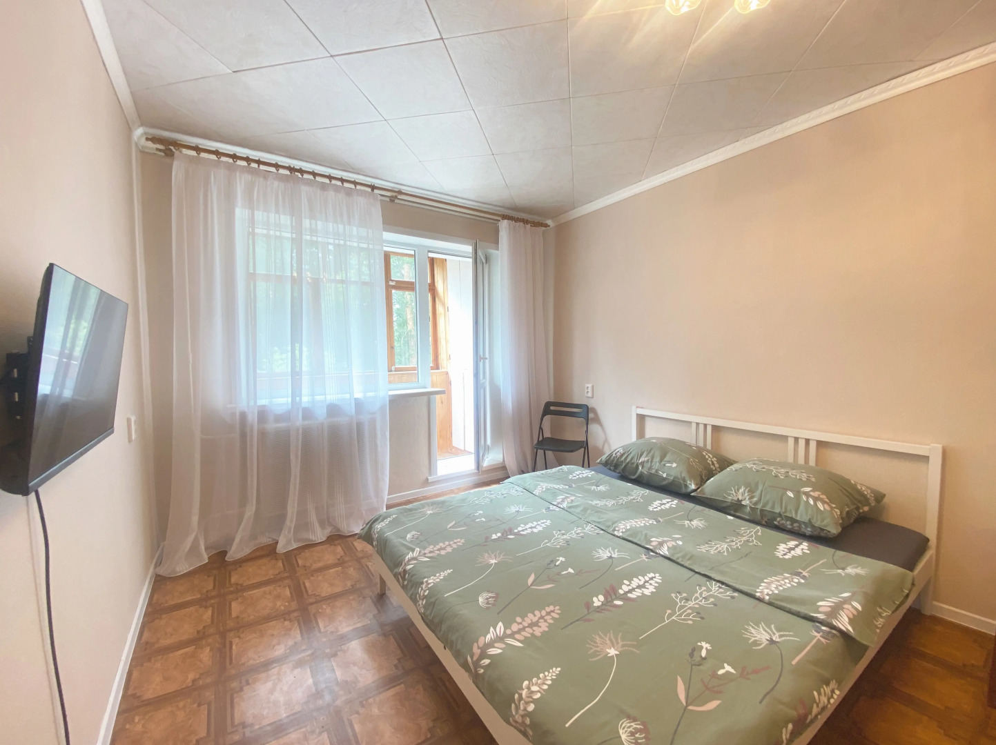 Квартира Жёлтый Нарцисс 2 комн. в центре г. Заречный