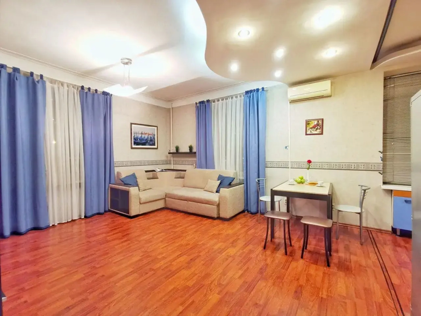 Апартаменты Apart-Comfort на пр-те Толбухина 58